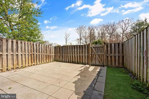 310 E Cornell Dr, Sterling, VA 20164 photo 24