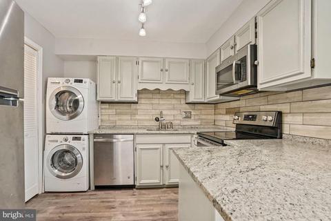 310 E Cornell Dr, Sterling, VA 20164 photo 13