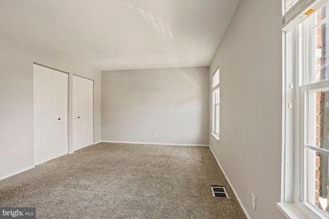 310 E Cornell Dr, Sterling, VA 20164 photo 16
