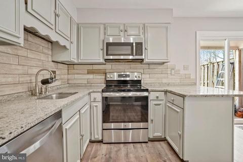 310 E Cornell Dr, Sterling, VA 20164 photo 15