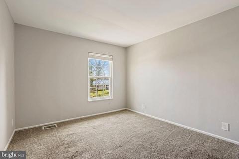310 E Cornell Dr, Sterling, VA 20164 photo 19