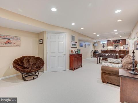 20529 Breezyhill Dr, Ashburn, VA 20147 photo 43