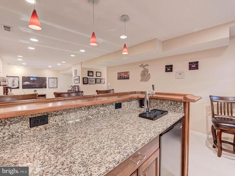 20529 Breezyhill Dr, Ashburn, VA 20147 photo 44