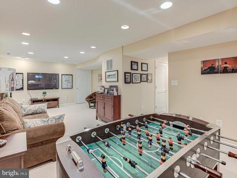 20529 Breezyhill Dr, Ashburn, VA 20147 photo 42