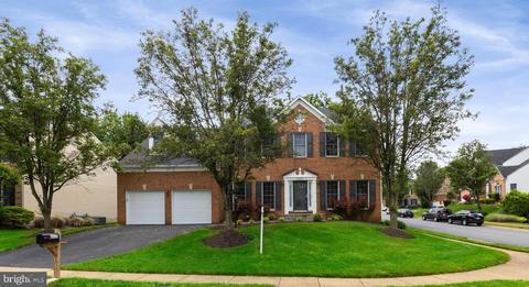 46405 Esterbrook, Sterling, VA 20165 photo 1