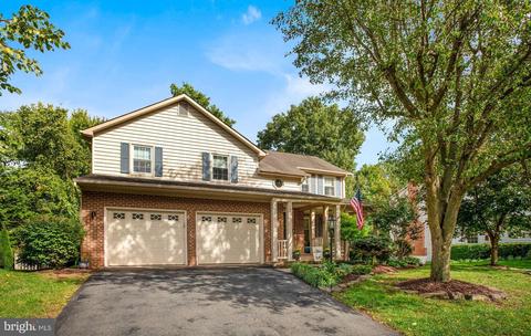 21126 Haystack Ct, Ashburn, VA 20147 photo 1