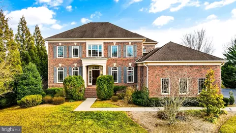 20420 Crimson Pl, Leesburg, VA 20175