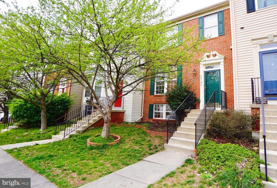  43194 Katama Sq, Chantilly, VA 20152 photo 1