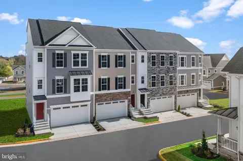 20721 Wellers Corner Sq, Ashburn, VA 20147