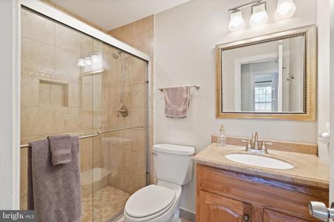 2 Worthington Ct, Sterling, VA 20165 photo 44