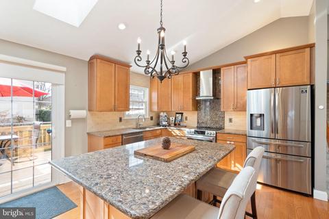 2 Worthington Ct, Sterling, VA 20165 photo 16