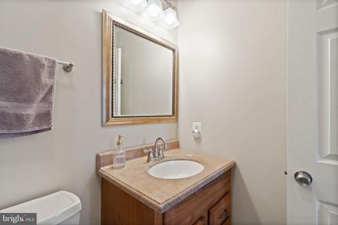 2 Worthington Ct, Sterling, VA 20165 photo 45