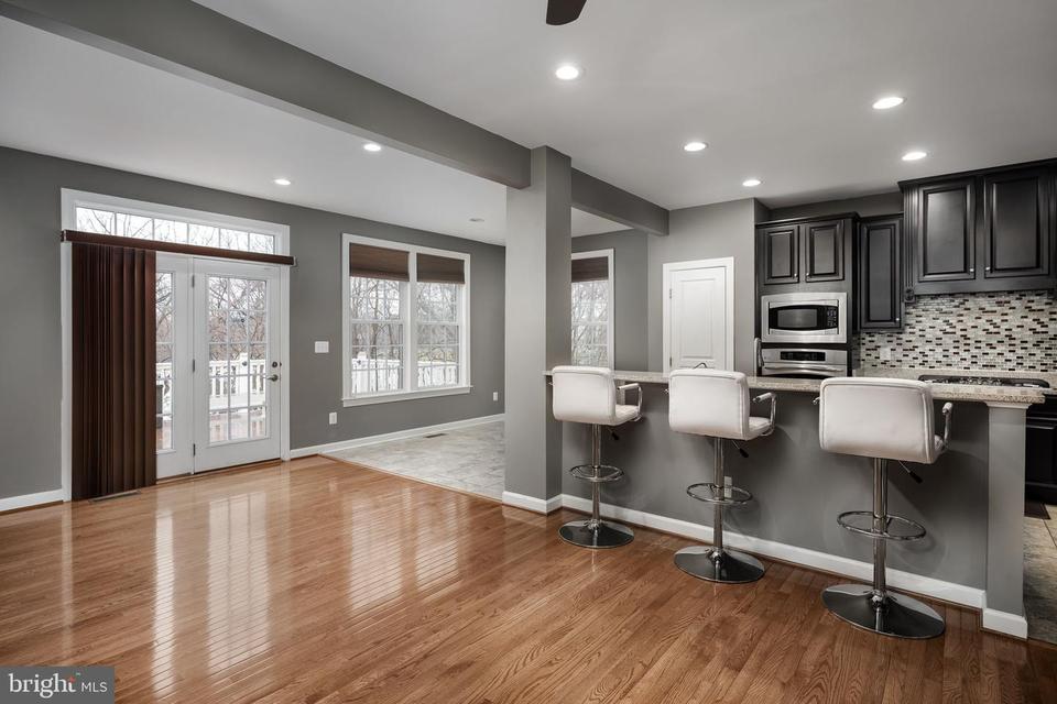  21256 Park Grove Ter, Ashburn, VA 20147 photo 11