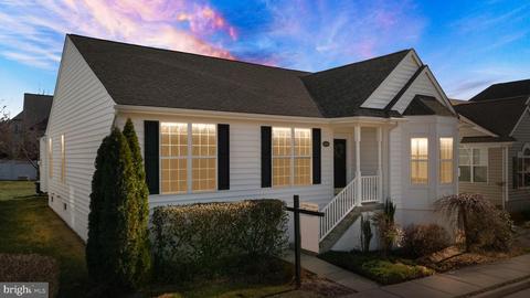 17441 Tedler Cir, Round Hill, VA 20141