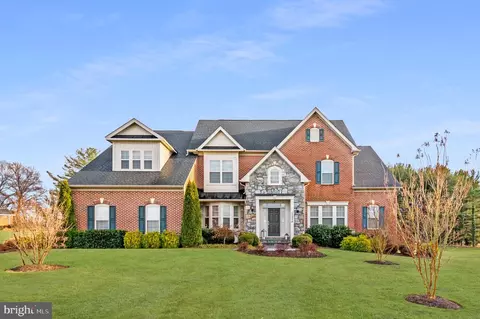17334 Westham Estates Ct, Hamilton, VA 20158
