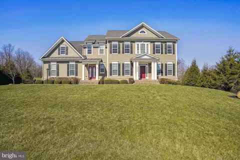 18539 Hepburn Cir, Purcellville, VA 20132