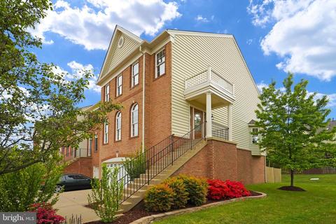 22519 Airmont Woods Ter, Ashburn, VA 20148