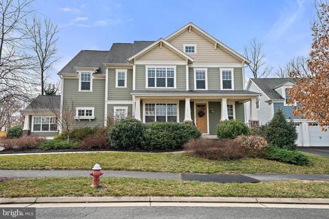 41145 Sheffield Forest Dr, Aldie, VA 20105