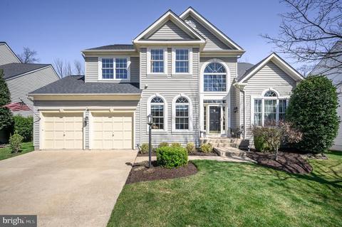 44334 Ladiesburg Pl, Ashburn, VA 20147