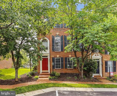 43775 Apache Wells Ter, Leesburg, VA 20176