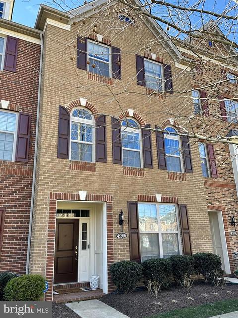 43206 Wild River Sq, Ashburn, VA 20148