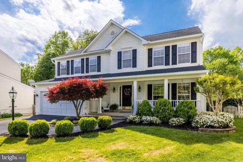 20949 Springwater Ct, Ashburn, VA 20147
