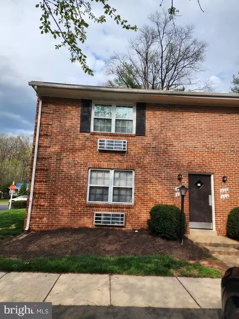 402 E Cornell Dr, Sterling, VA 20164