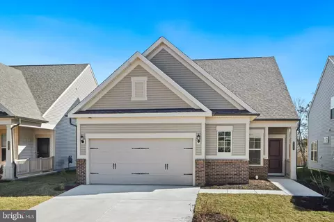 46488 Beartown Dr, Sterling, VA 20164