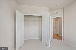 22094 Midmoore Dr, Ashburn, VA 20148 photo 11