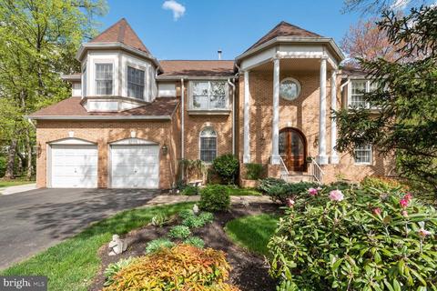21044 Starflower Way, Ashburn, VA 20147