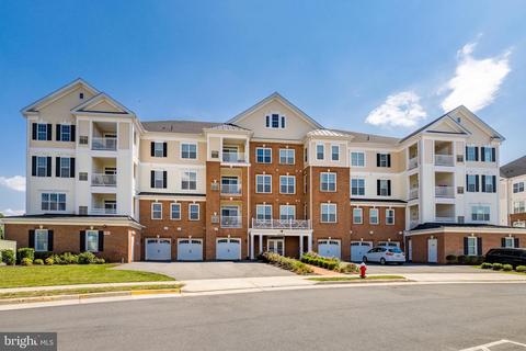 44605 York Crest Ter #407, Ashburn, VA 20147