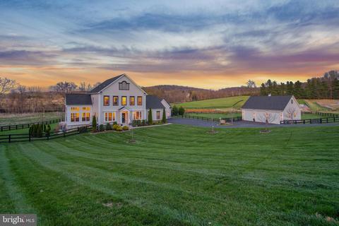 14150 Courtney Meadow Pl, Leesburg, VA 20176