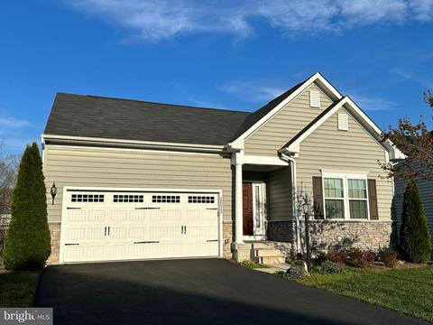 26022 Mustang Dr, Aldie, VA 20105