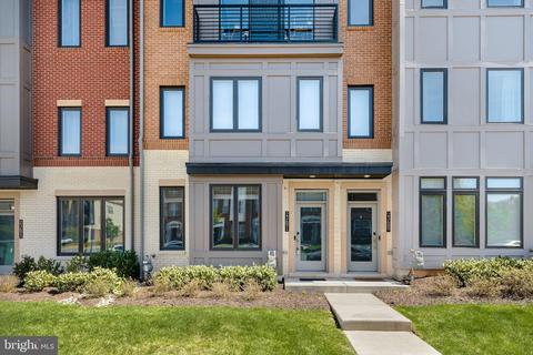 23691 Hopewell Manor Ter, Ashburn, VA 20148