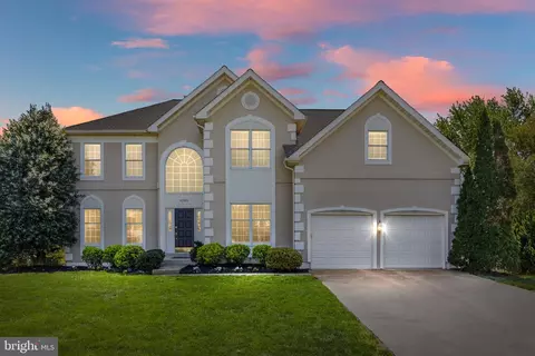 43763 Carson Ct, Ashburn, VA 20147