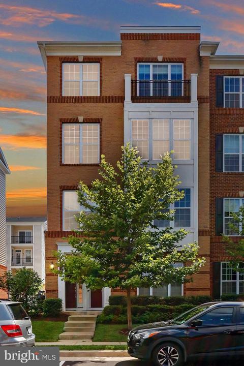 43141 Wealdstone Ter, Ashburn, VA 20148