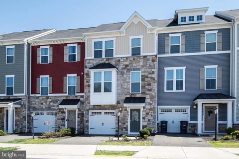 24892 Helms Ter, Aldie, VA 20105