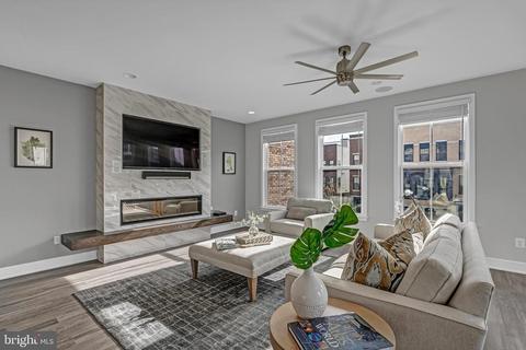 23085 Sullivans Cove Sq, Brambleton, VA 20148
