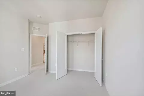 22084 Midmoore Dr, Ashburn, VA 20148 photo 9