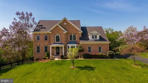 42121 Glynn Tarra Pl, Leesburg, VA 20176