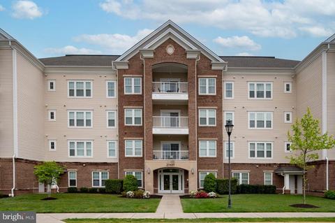 20610 Hope Spring Ter #201, Ashburn, VA 20147
