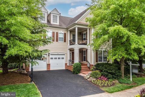 22781 Highcrest Cir, Brambleton, VA 20148