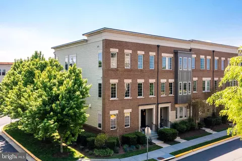 22774 Sagamore Sq, Brambleton, VA 20148