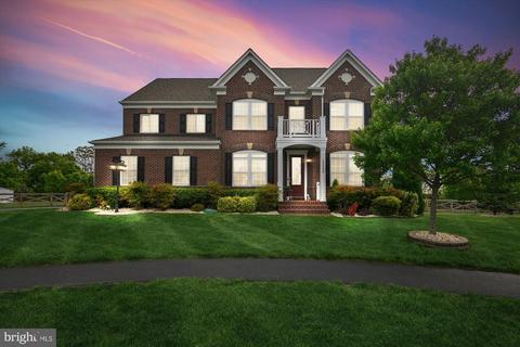 15600 Malvosin Pl, Leesburg, VA 20176