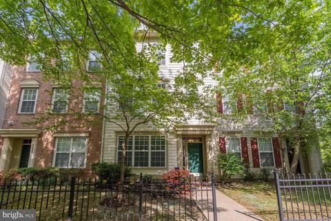 20340 Bowfonds St, Ashburn, VA 20147