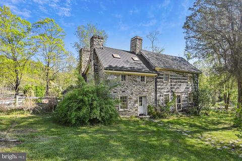19219 Otley Rd, Purcellville, VA 20132