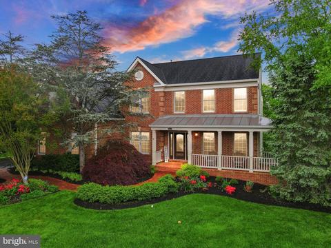 22642 Taylorstown Hunt Ct, Ashburn, VA 20148