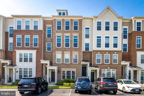 43601 Helmsdale Ter, Chantilly, VA 20152