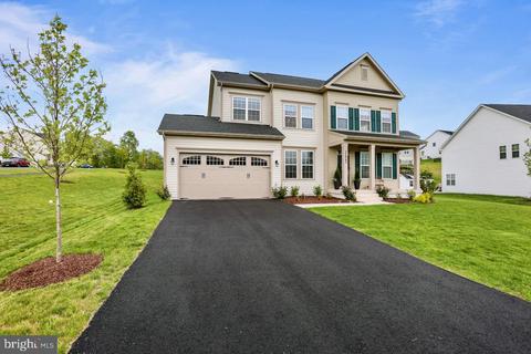 35943 Fieldside Way, Round Hill, VA 20141