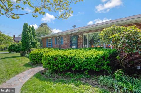 361 S Orchard Dr, Purcellville, VA 20132